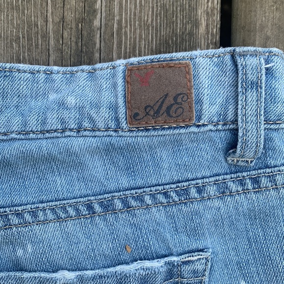American Eagle Distressed Jean shorts - Picture 6 of 8